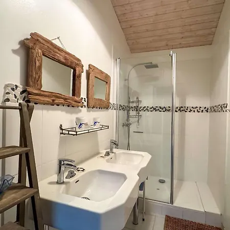 Belle Maison Familiale Avec Piscine Et Parking *