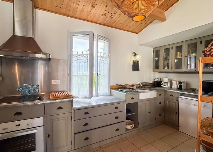 Villa Belle Maison Familiale Avec Piscine Et Parking Loix